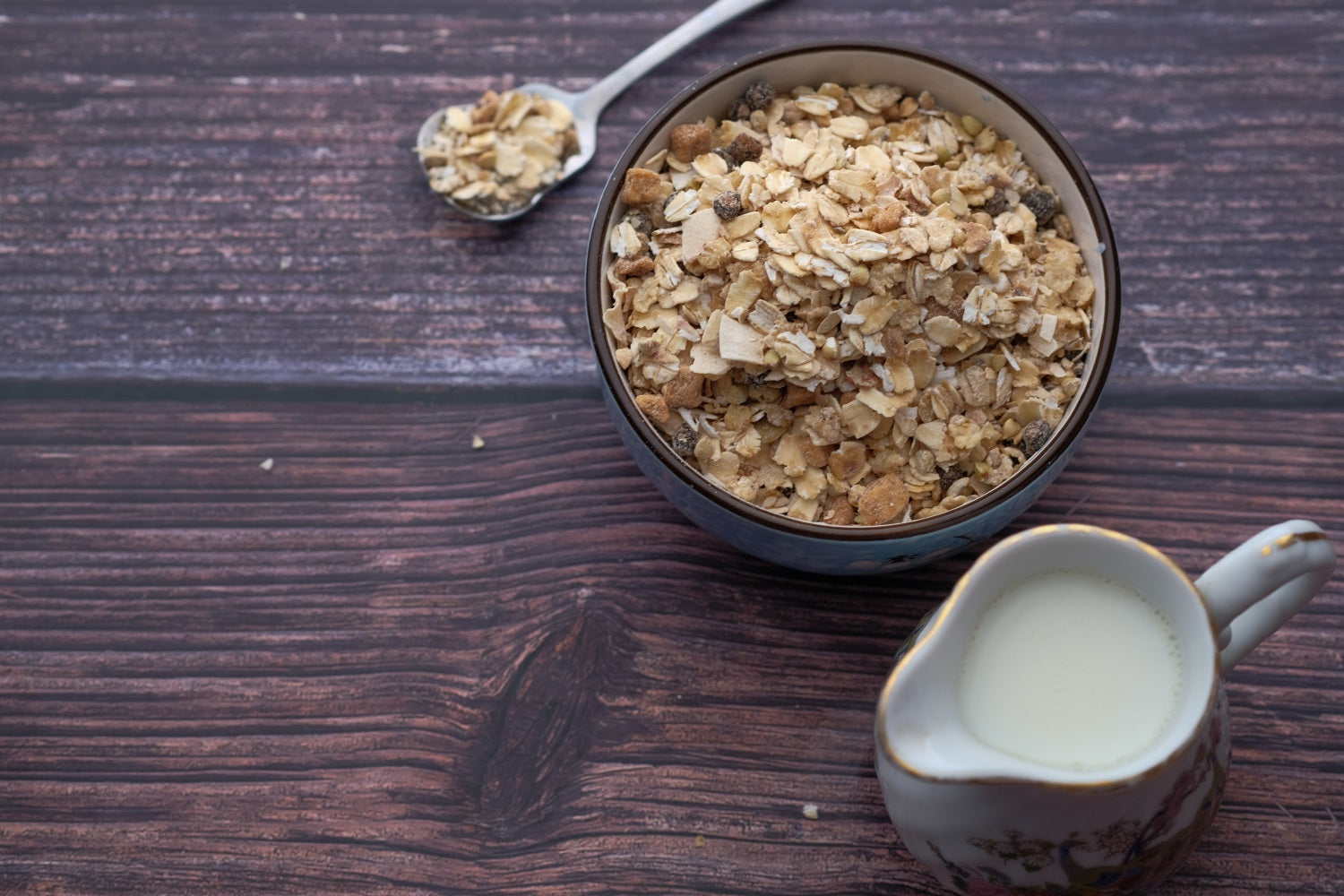 Oat Milk Deserves Some Big Love — and a Place in Your Diet